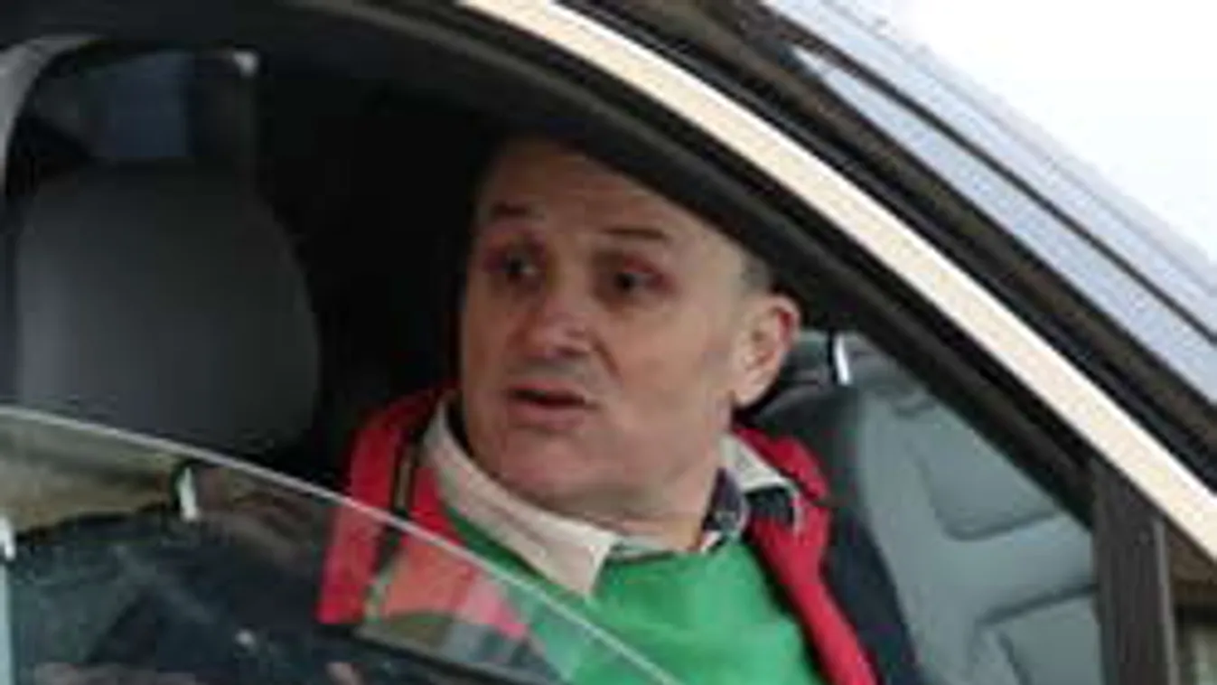 Lagzi Lajcsi miatt vonultak ki a rendőrök Boldogasszonypusztára