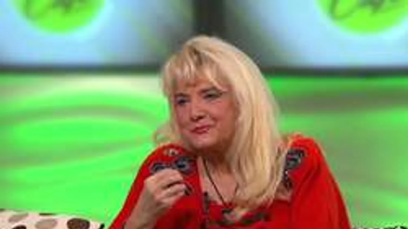 Esküvője előtt plasztikáztatott Karda Bea