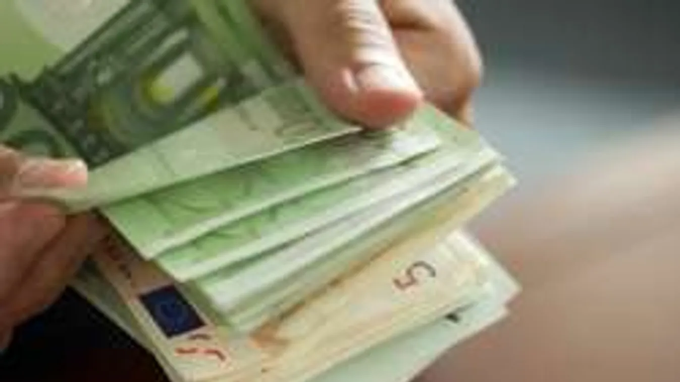 Indul az új rezsicsökkentés: olcsóbb hitel, jobb kamat