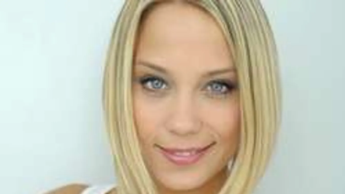 Irtó szexi nővé érett Kiss Ramóna kishúga! - Fotó