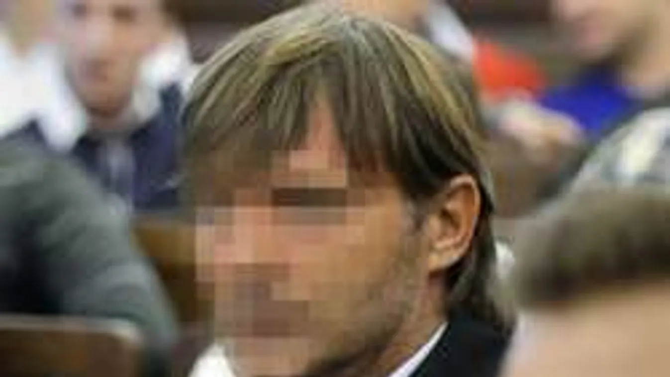 Ezért ülhet tíz évet a magyar fociedző