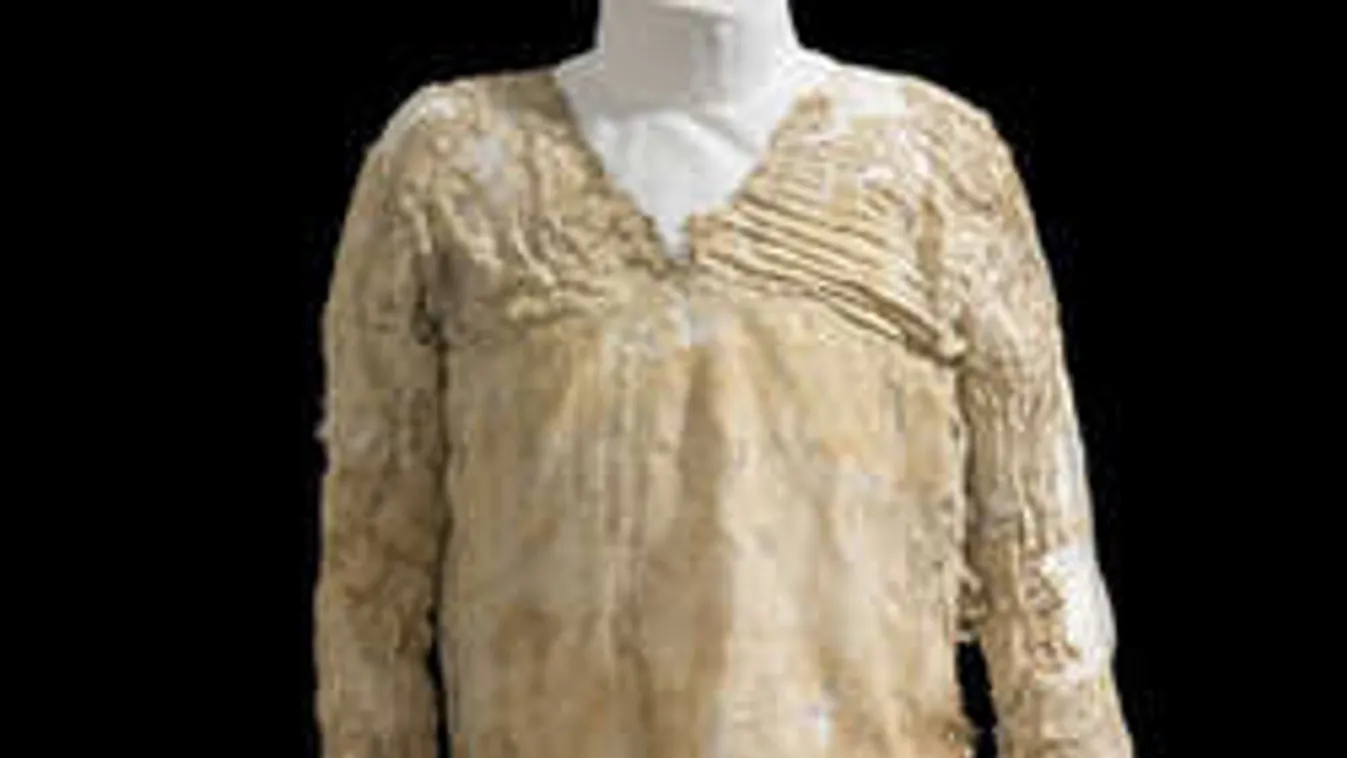 A régészek is meglepődtek az 5 ezer éves ruhadarabon!