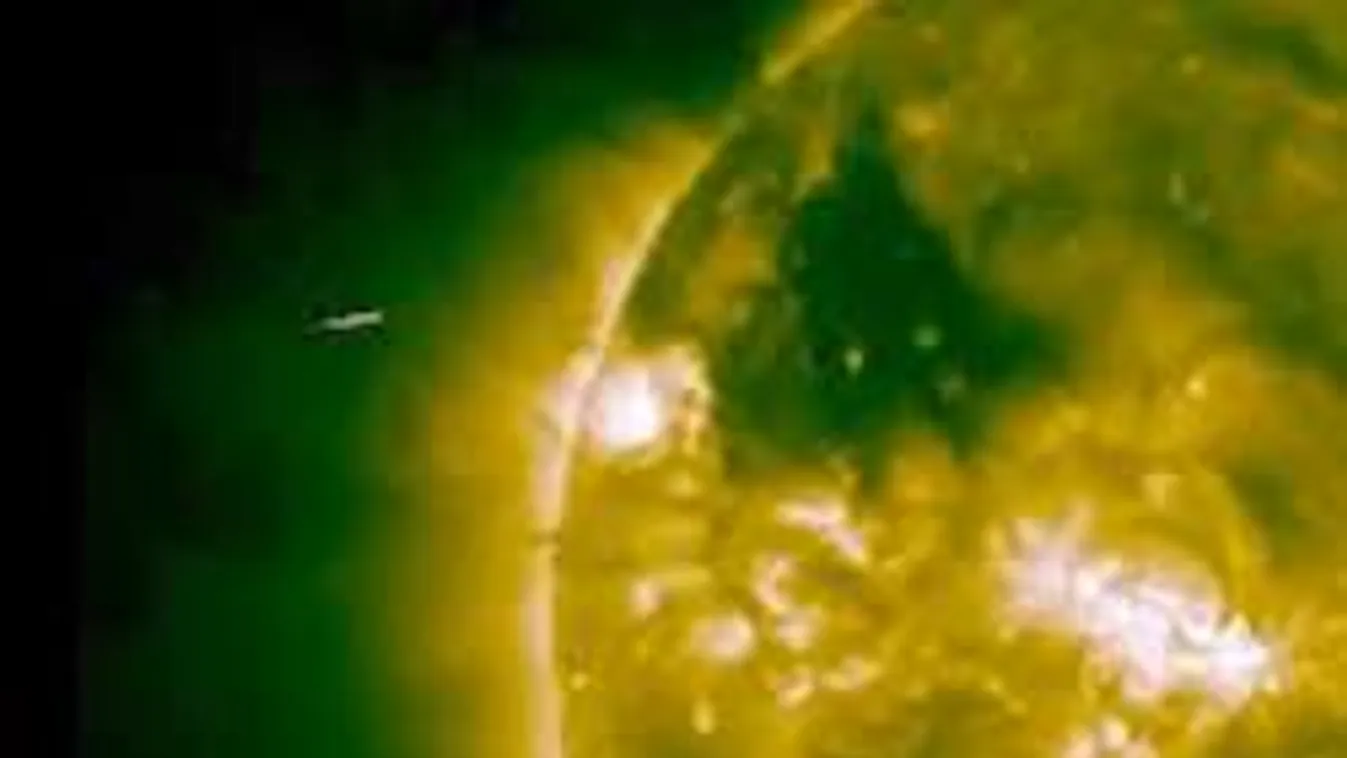 Egy űrszonda felvette: Hemzsegnek az ufók a Nap körül!