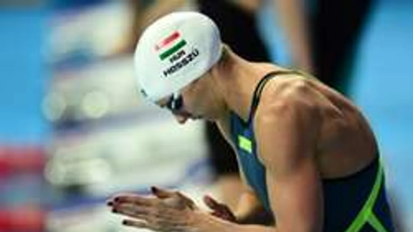 Nyuszipózban Hosszú Katinka, így üzen mindenkinek - Fotó