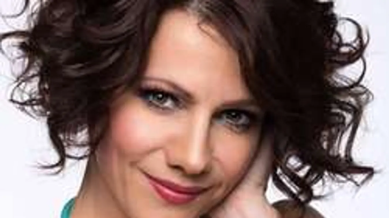 Így hálózta be fiatal párja a válófélben lévő Polyák Lillát