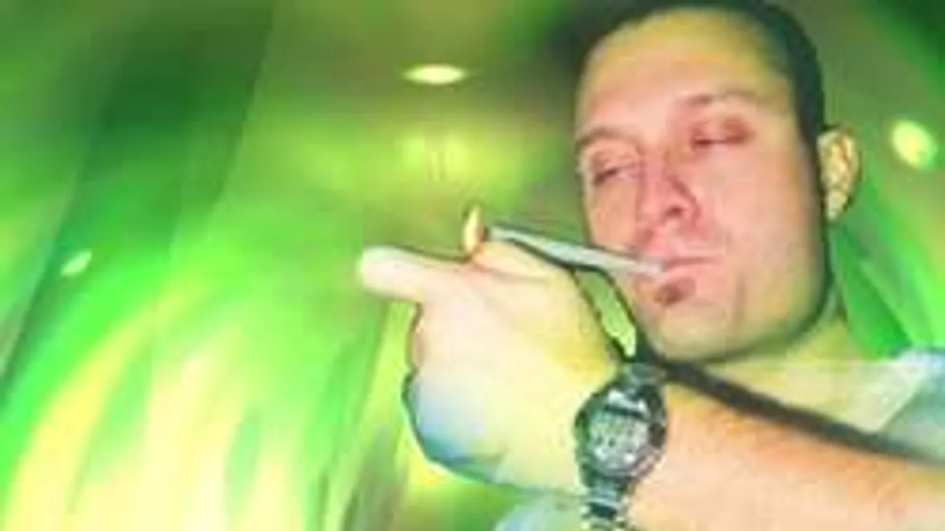 Mindenét elveszítette a drogos magyar popsztár