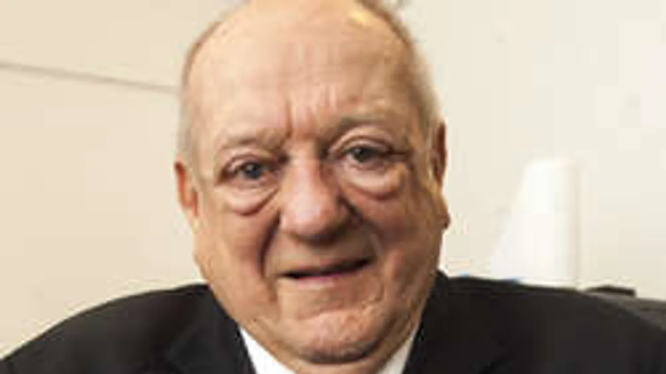 Öngyilkosjelöltek fenyegetik Klapka Györgyöt!