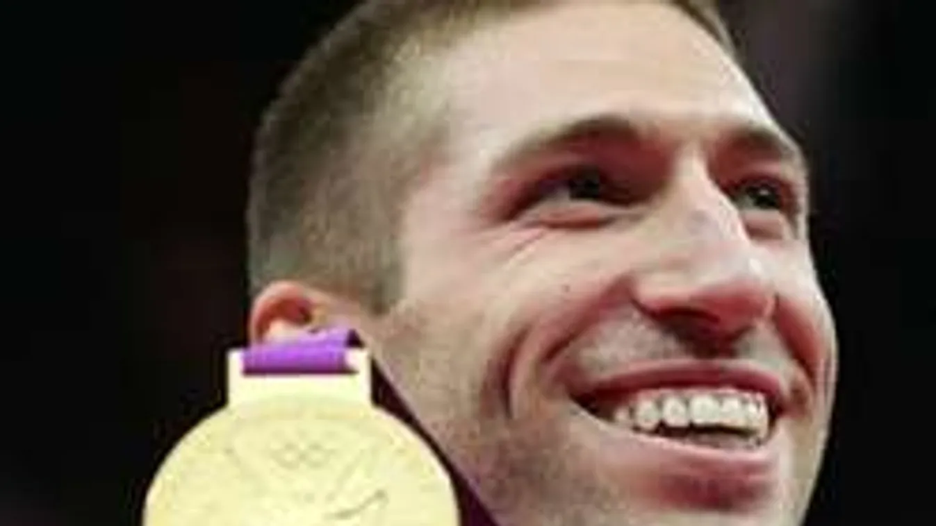 Berki ledobta a textilt! Nem a celeb, hanem az olimpikon - Fotó