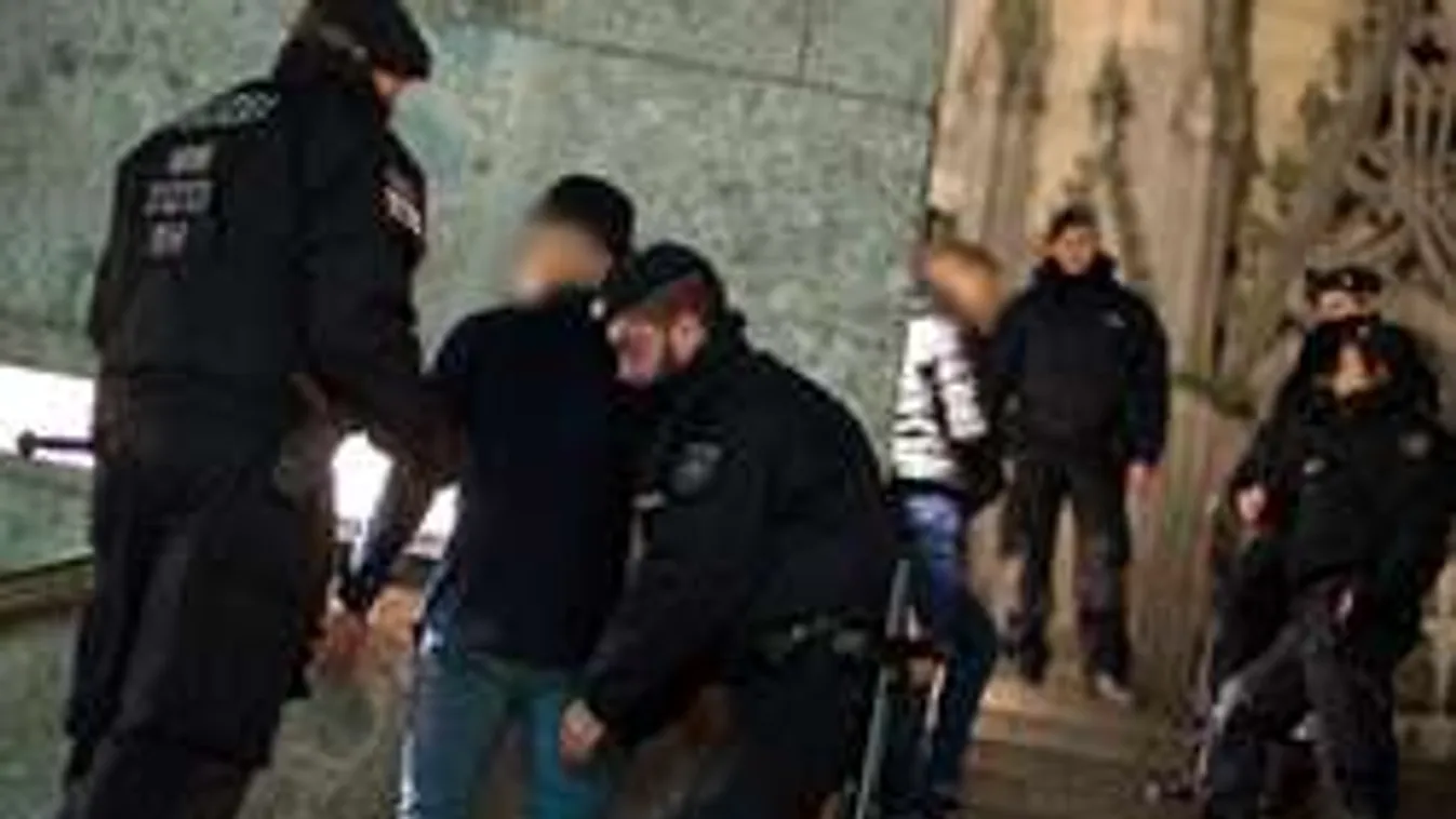 Véletlen érintések? Döbbenetes, miért mentik fel a kölni molesztálókat!