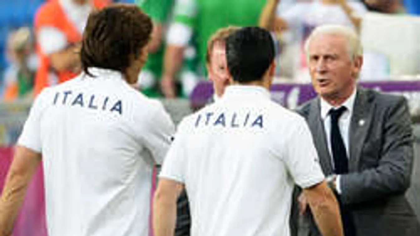 Vérengzést úszott meg az edzőlegenda