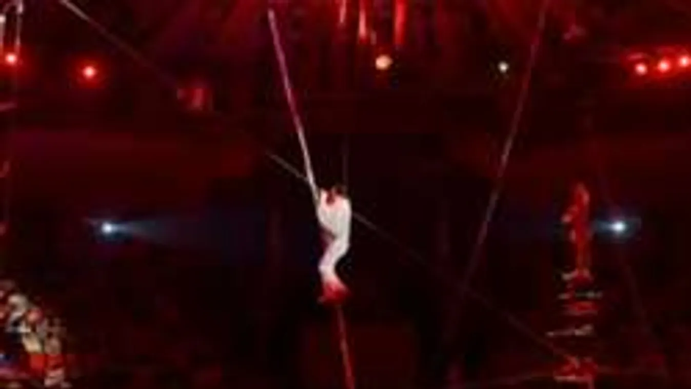 Másodszor is a mélybe zuhant az artista a Fővárosi Nagycirkuszban!