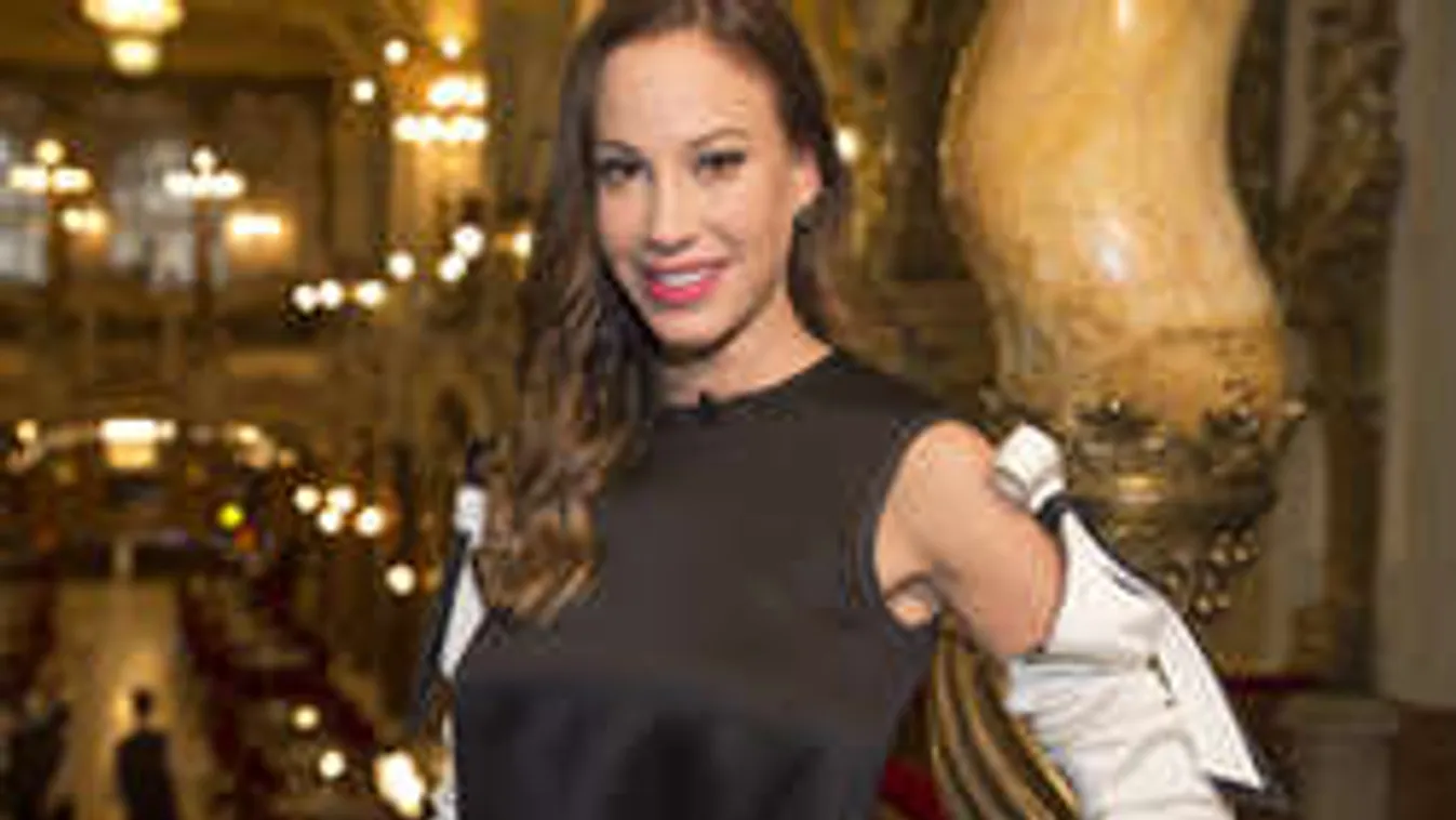 Timi ápolta Vajnát az Oscar-gálán