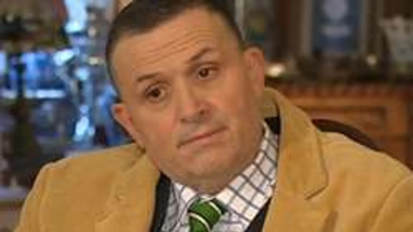 Ezért hagyta el Lajcsi és családja az országot!