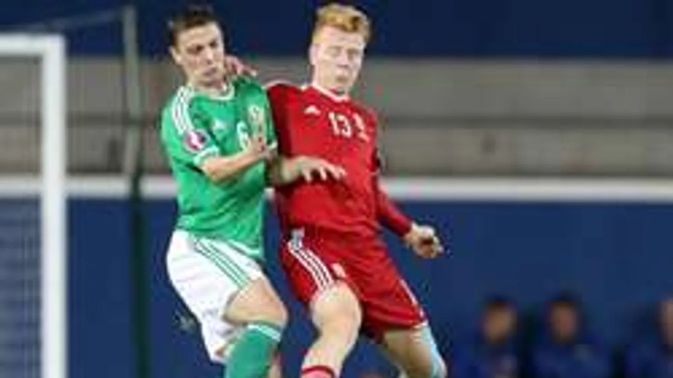 Ilyen még nem volt: Autómosóban futtatta edzője a magyar focistát