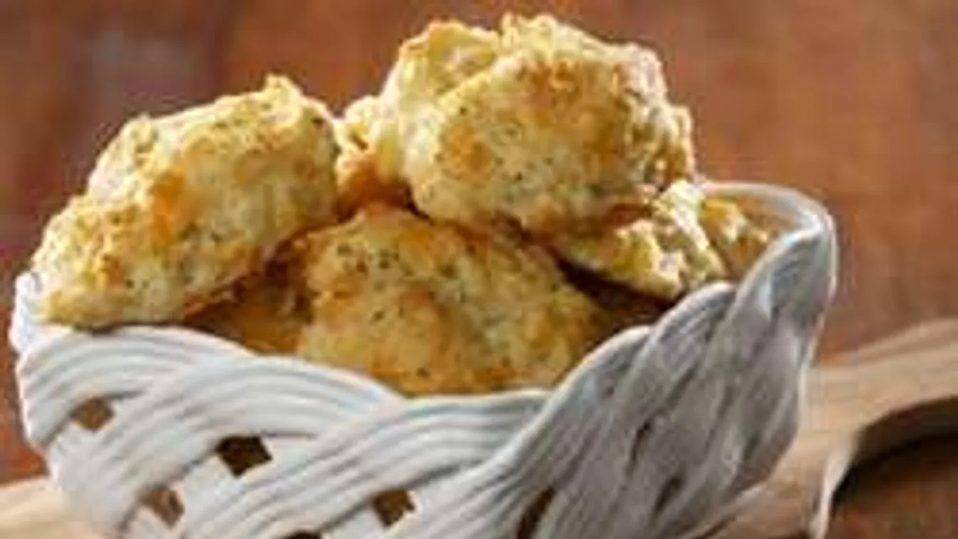 Minden diétázó álma: túrós pogácsa karfiolból