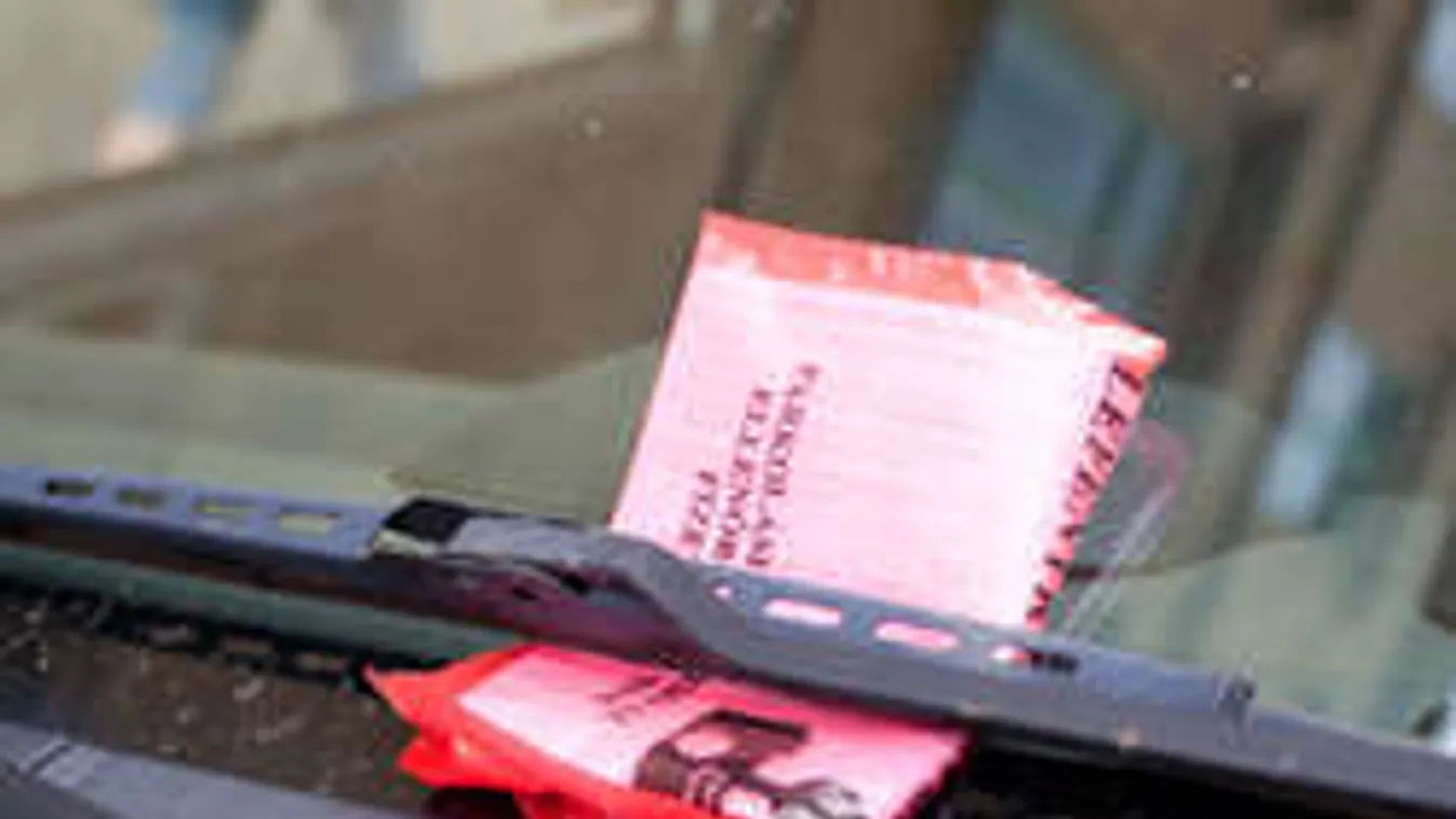 Vigyázat: parkolójeggyel is büntethetnek