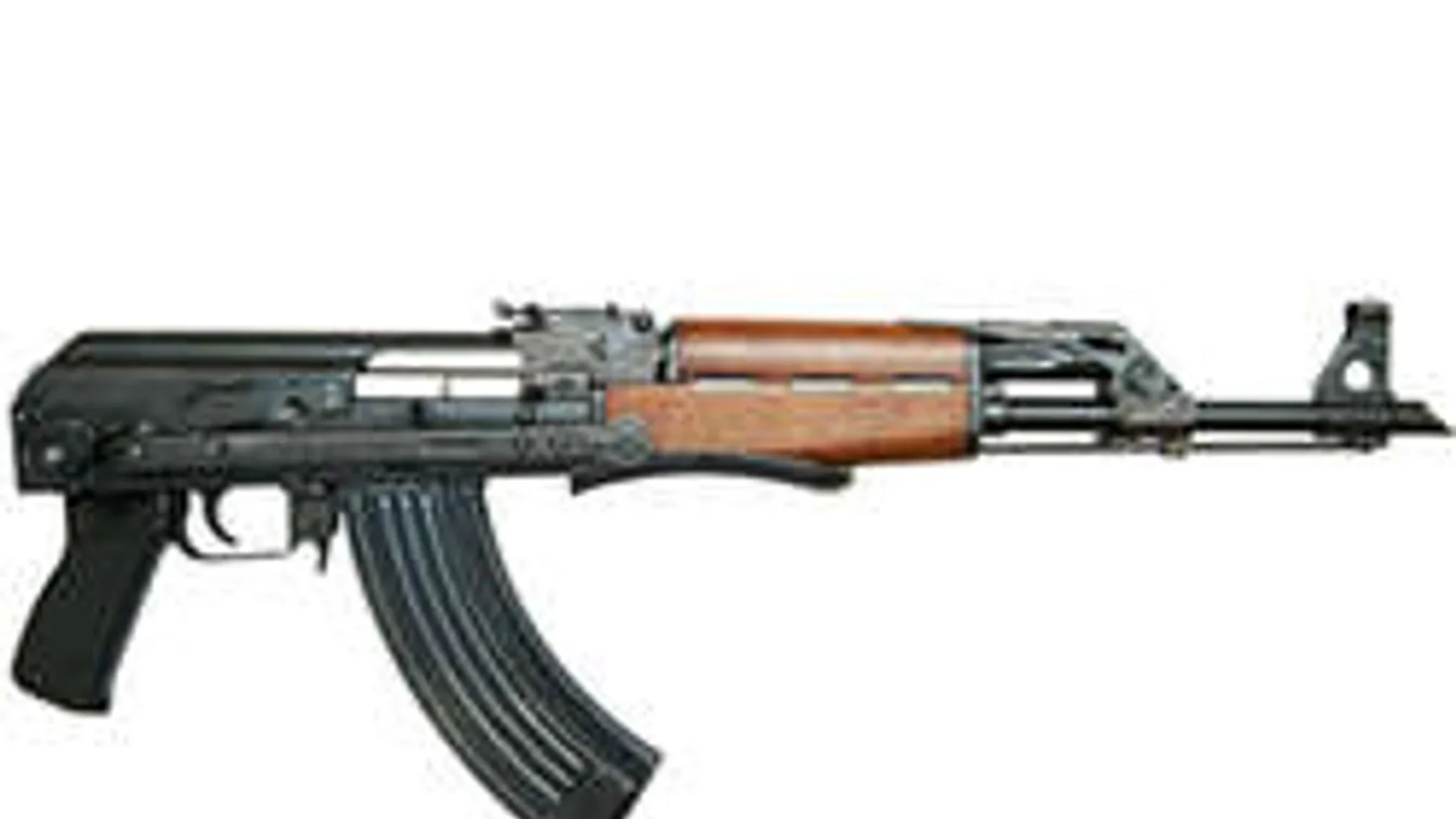 Gépfegyvert akar az ügyészségen lövöldöző férfi anyja! Lőni fog?