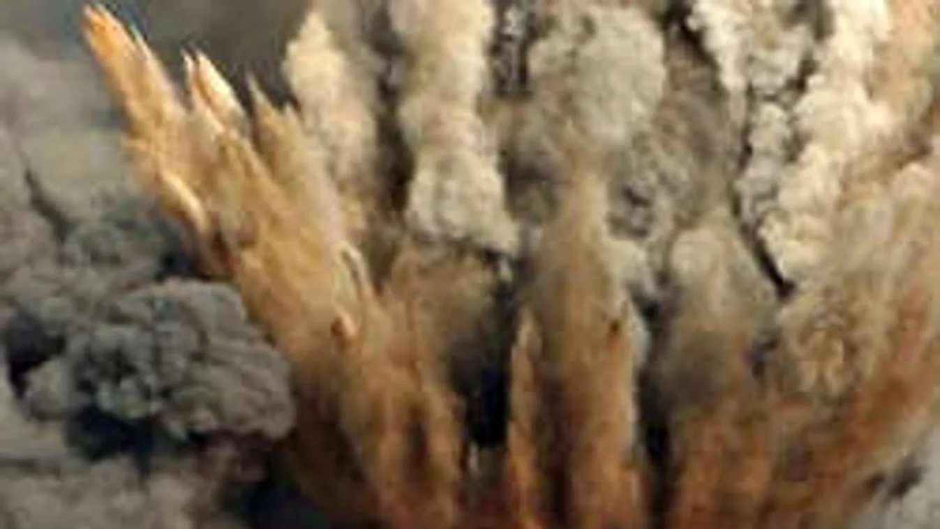 Terrorista bombagyáros rejtekhelyére bukkantak a britek