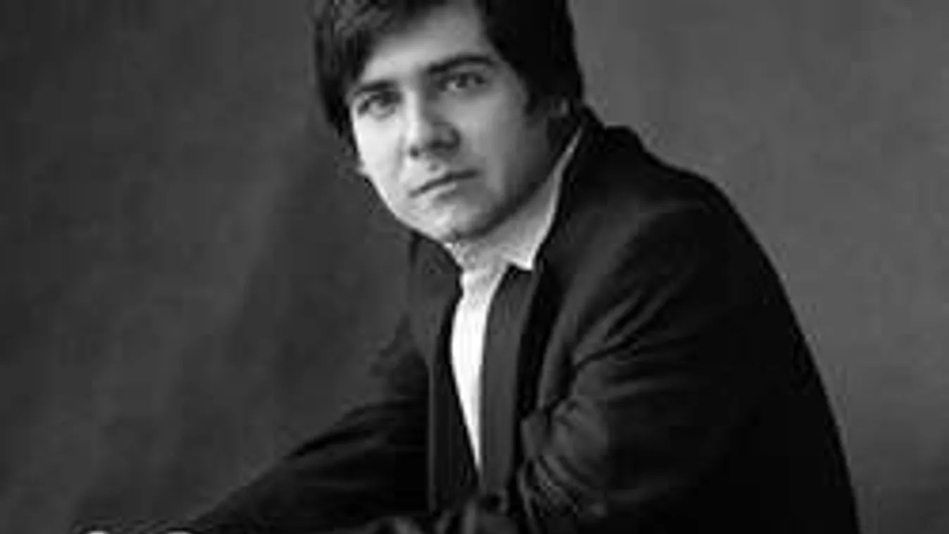 Rejtélyes körülmények között megölték a világhírű zenész kislányait