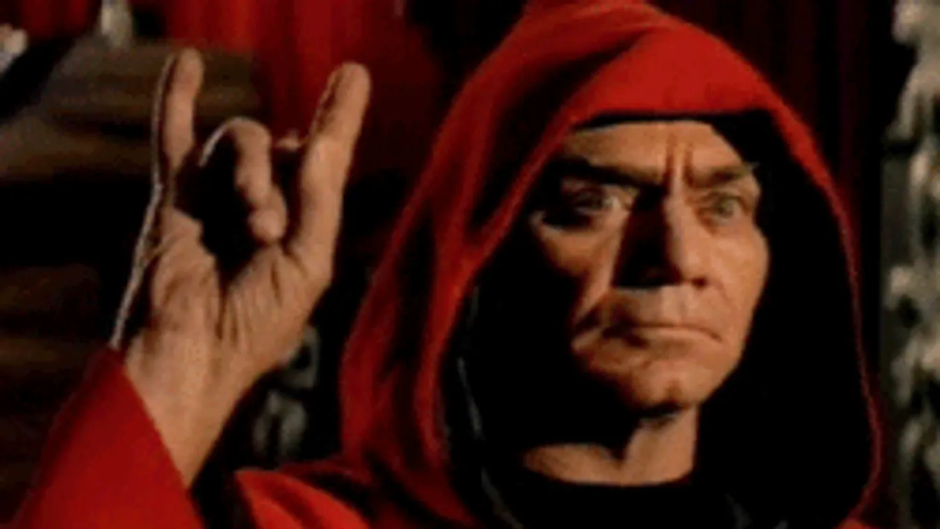 Megjelent a sátán egy szelet húson: bepánikoltak a hívők!