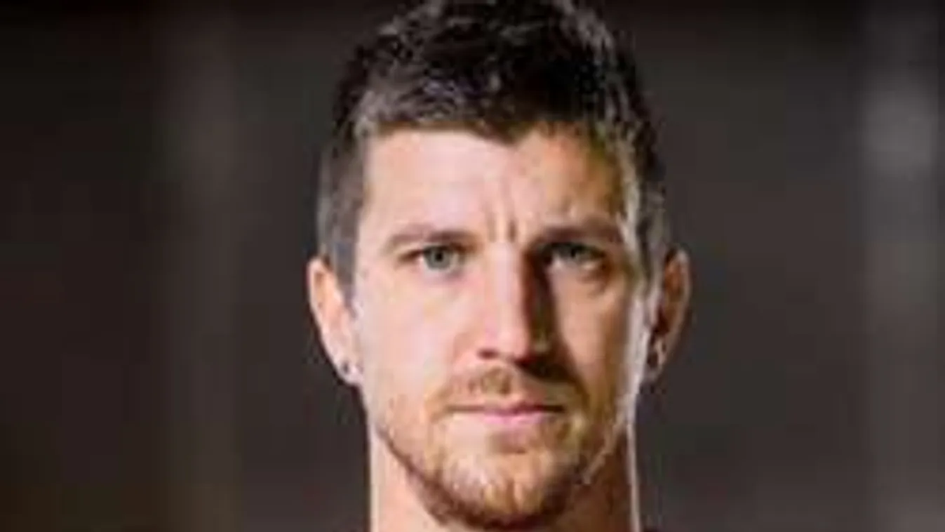 Agyvérzése után üzent a szurkolóknak a magyar hokiválogatott hőse