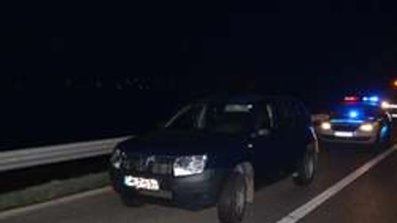 Erre senki nem számított, forgalommal szembe ment a kocsi az M1-en