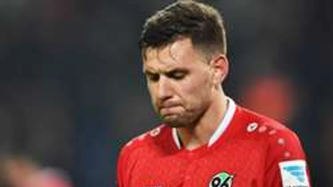 Szalai megint buktat, miatta is repülhet az igazgató