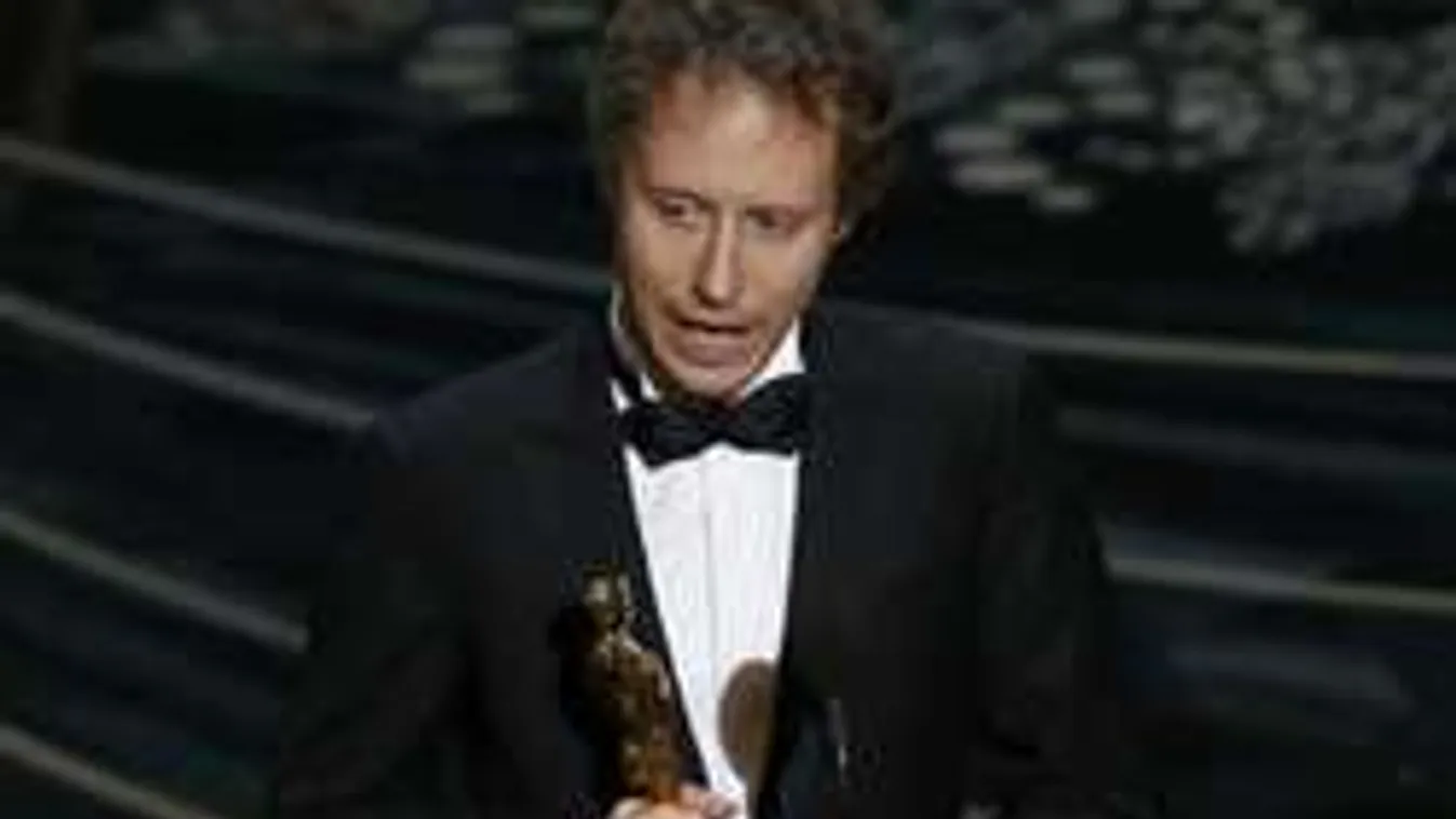 Külföldön marad Magyarország új sztárja