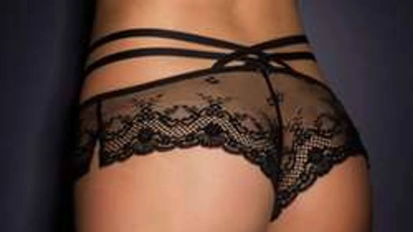 Õrült szenvedélyt korbácsol a rácsok mögé zárt női popó