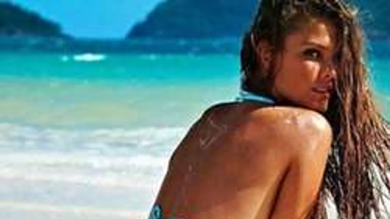 Bugyi nélkül érzi jól magát az álomtestű bombázó - fotók