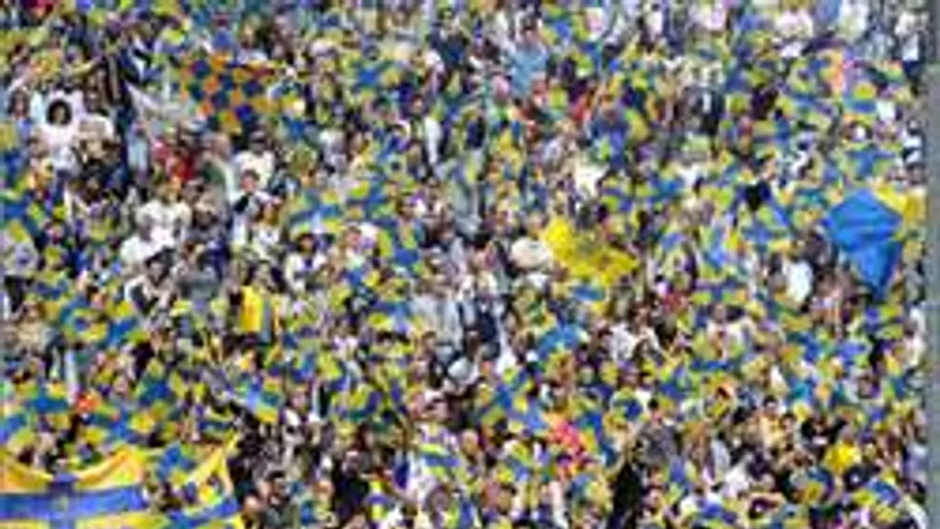 Tizenötezer néző a negyedosztályban!