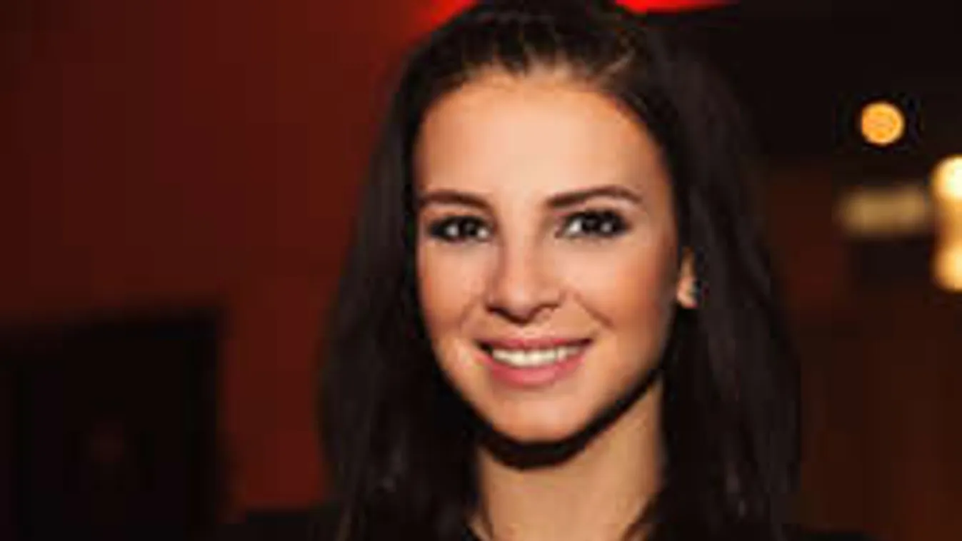 Elámultak a netezők Sarka Kata smink nélküli képén - Fotó