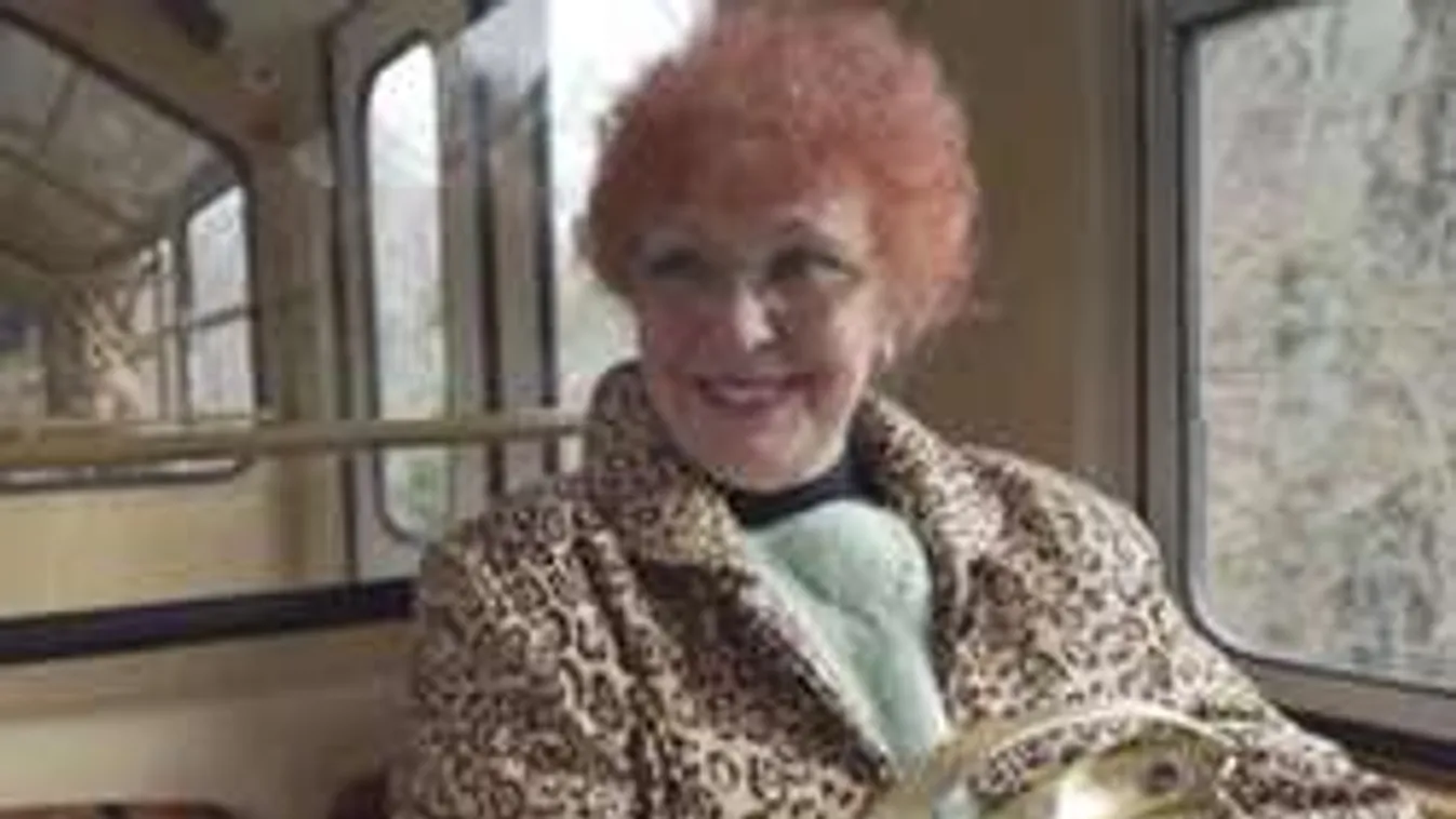 Magdi anyus visszatér!