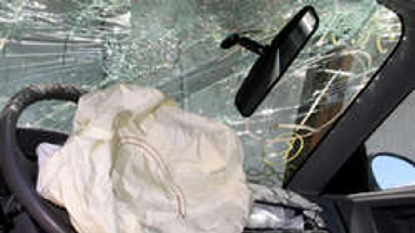 Életveszély: Húszezer magyar autóst érint a légzsákbotrány!