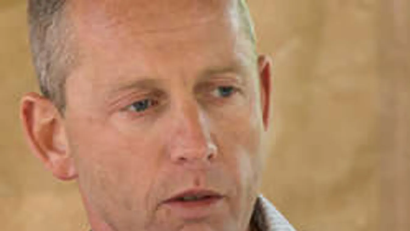 Véres balesetet szenvedett Schobert Norbi - Videó