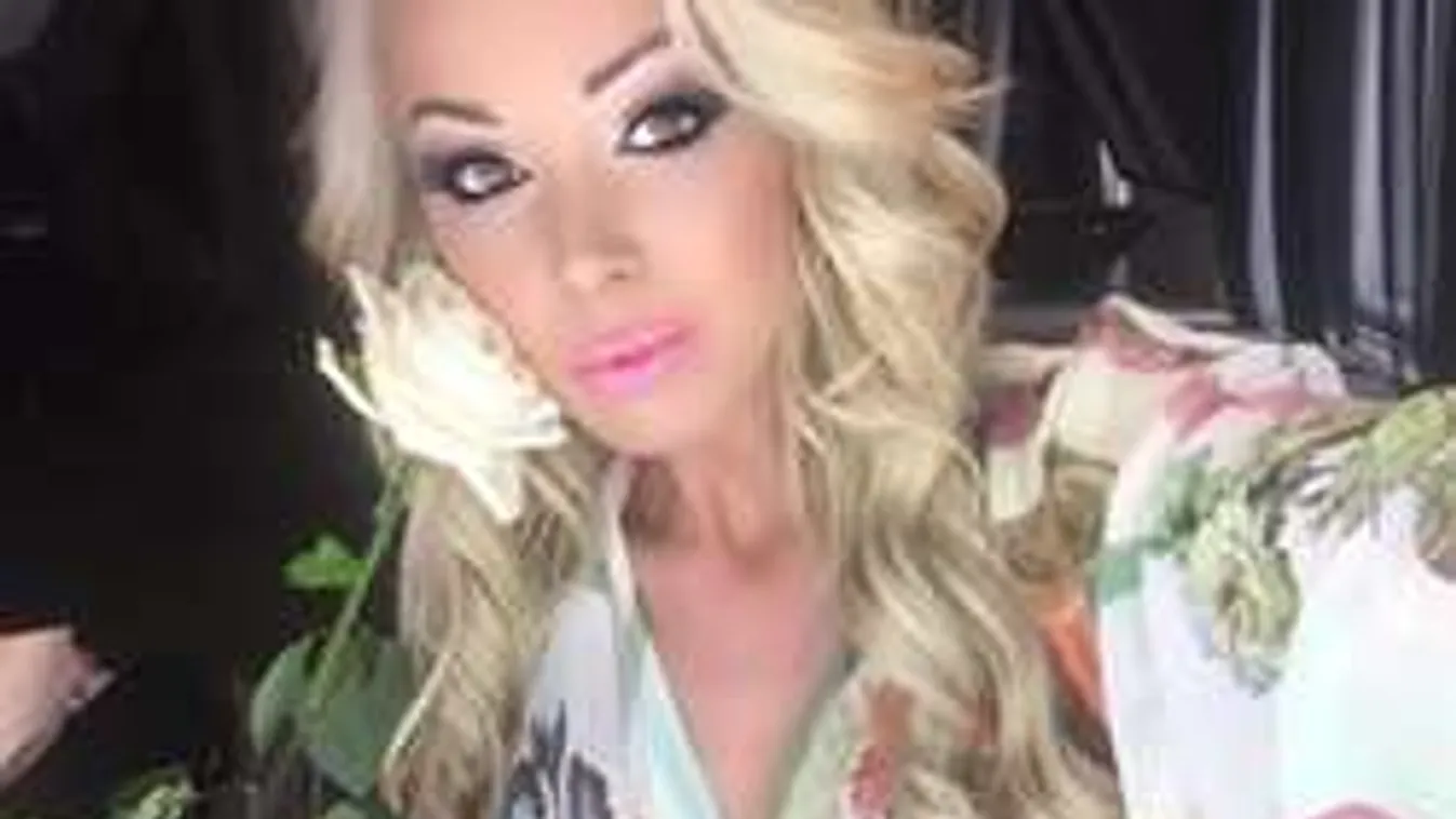 Brutális soványsága miatt támadják a netezők a magyar bombázót - Fotó