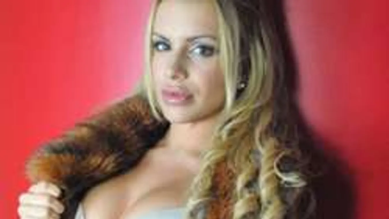 Forró szexorgiáról vallott a vadító Playboy-modell - Fotók