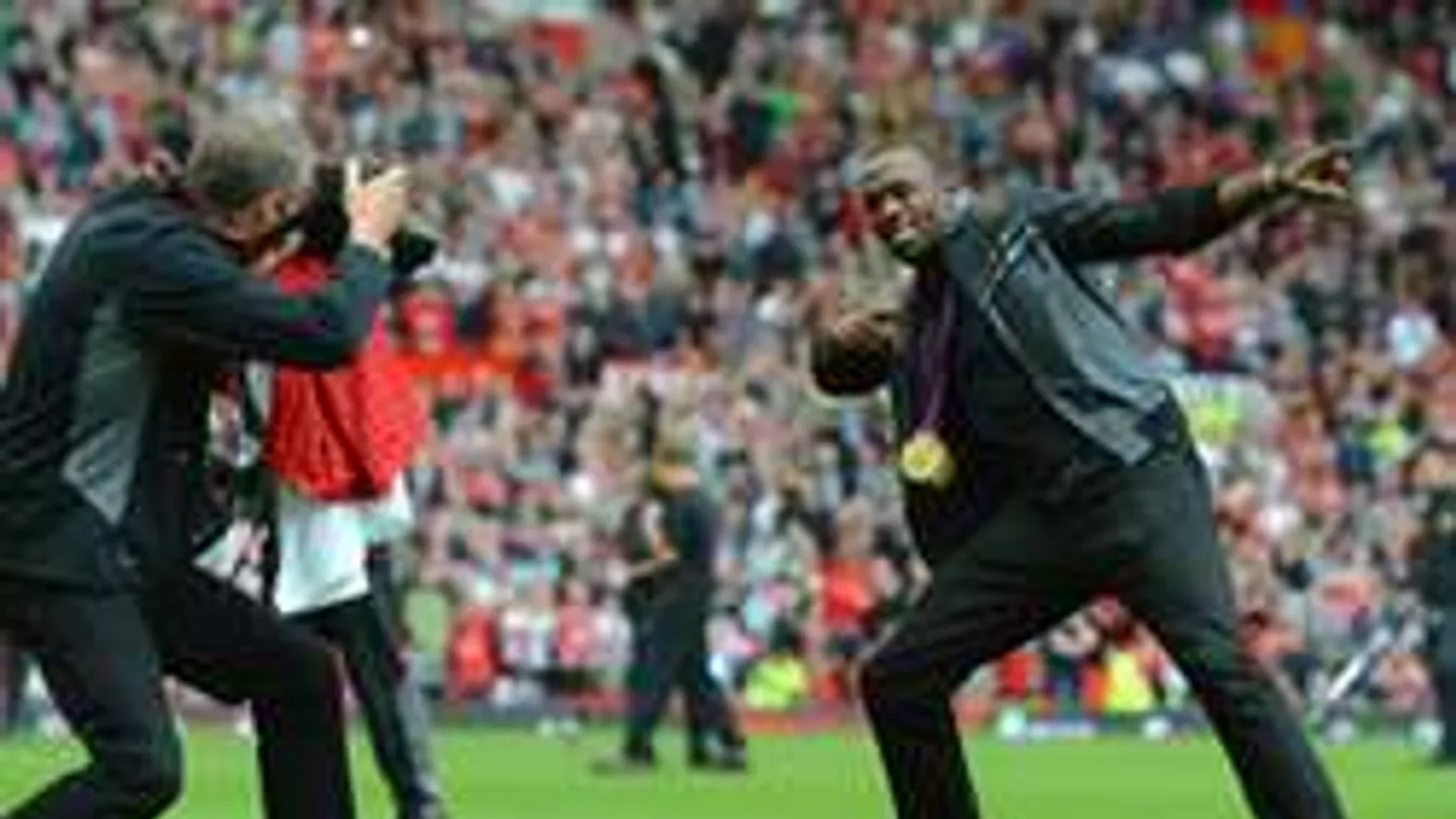 Félpucéran, az utcán mulatott az olimpiai bajnok - fotó