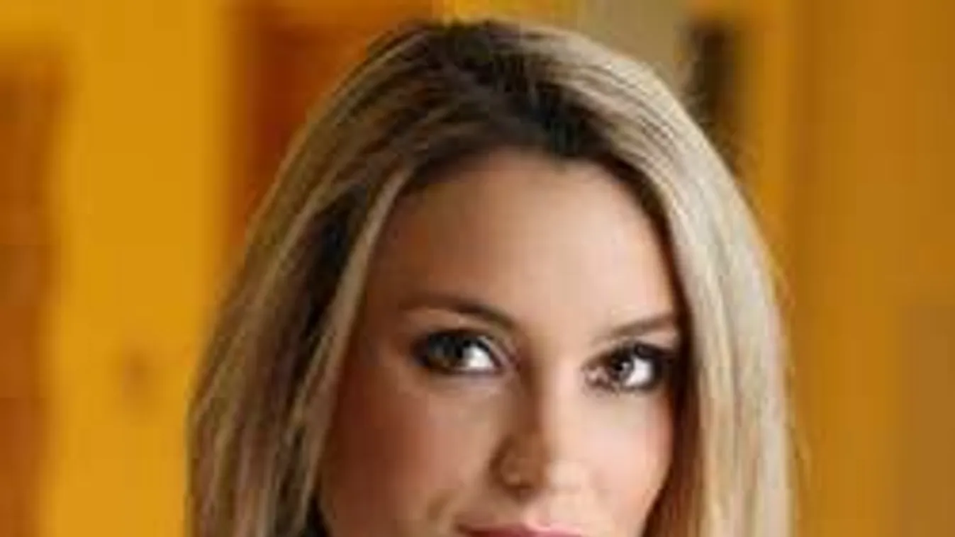 Ki sem találnád, miért savazzák a netezők a híres magyar sztáranyukát!