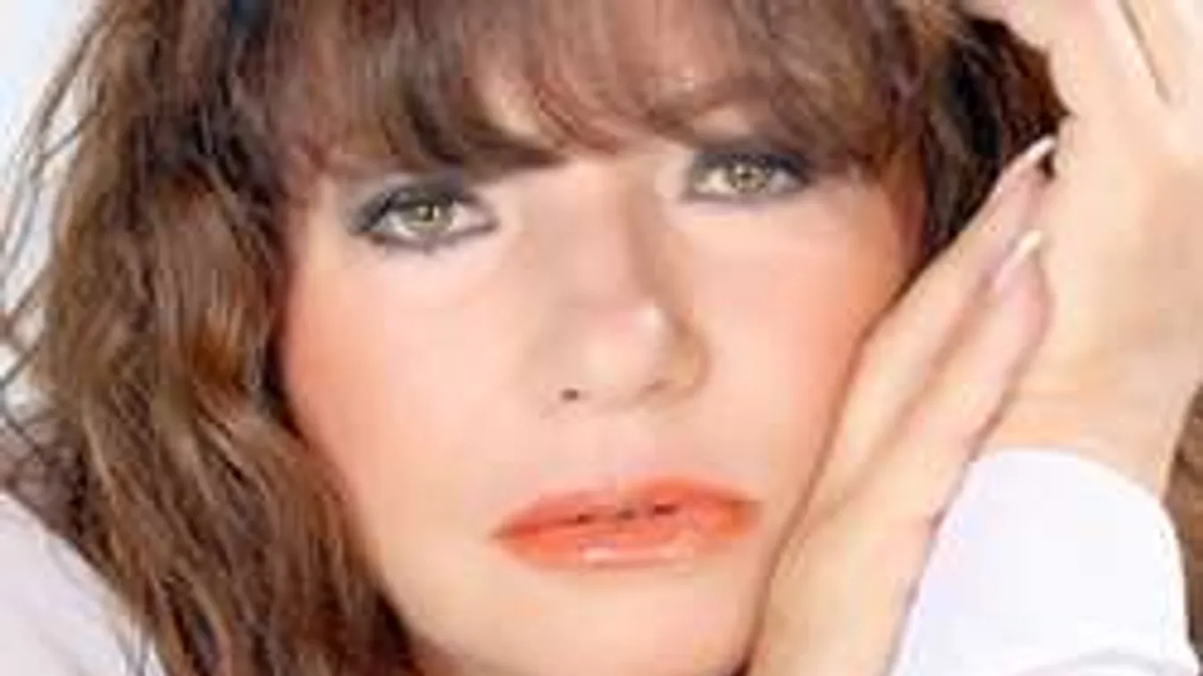 Rohamkocsi vitte Zalatnay Cinit az Üllői úti klinikára