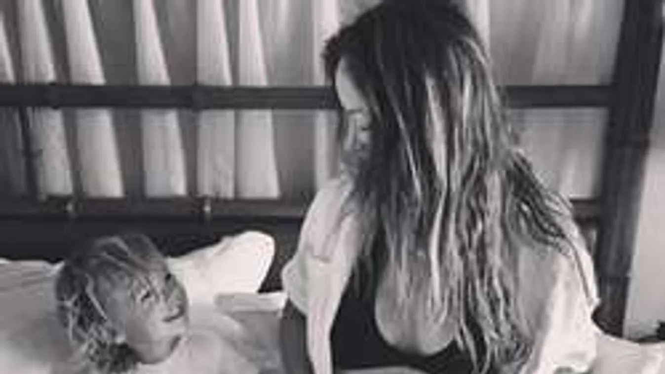 Sorban esnek teherbe a sztárvilág álomnői