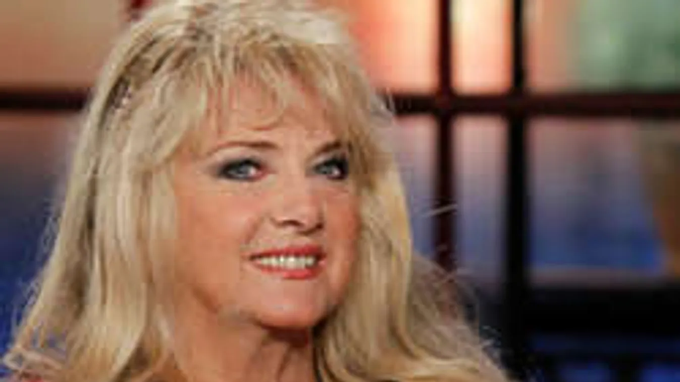 Eladta élete legszebb napját Karda Bea