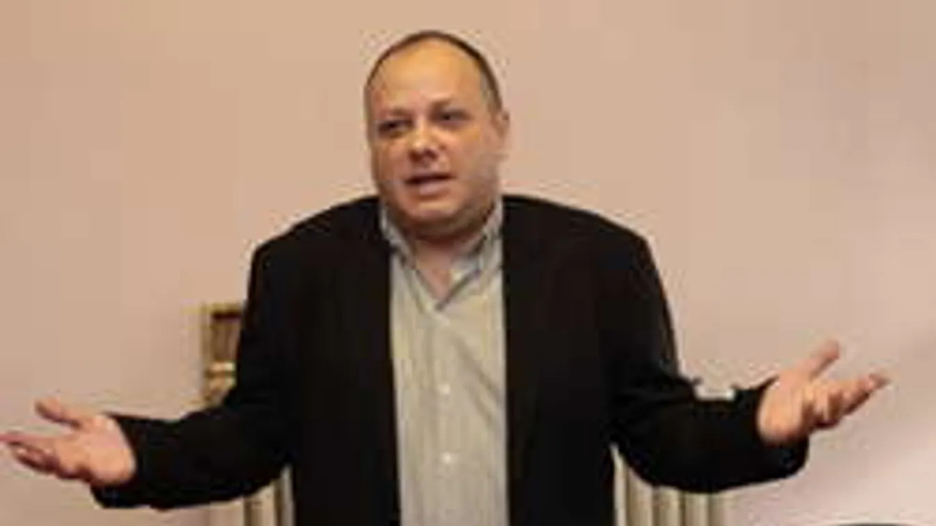 Szörnyű hírek Damu Rolandék születendő kisbabájáról!