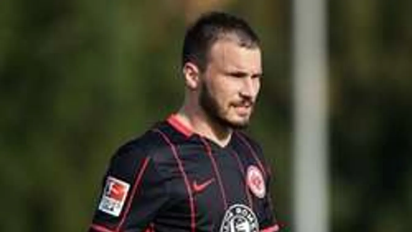 Mit keresett Huszti Szabolcs titokban a házasságkötő-teremben?