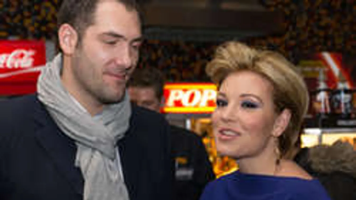 Ezért döntött úgy Liptai Claudia, hogy 42 évesen szülni fog!