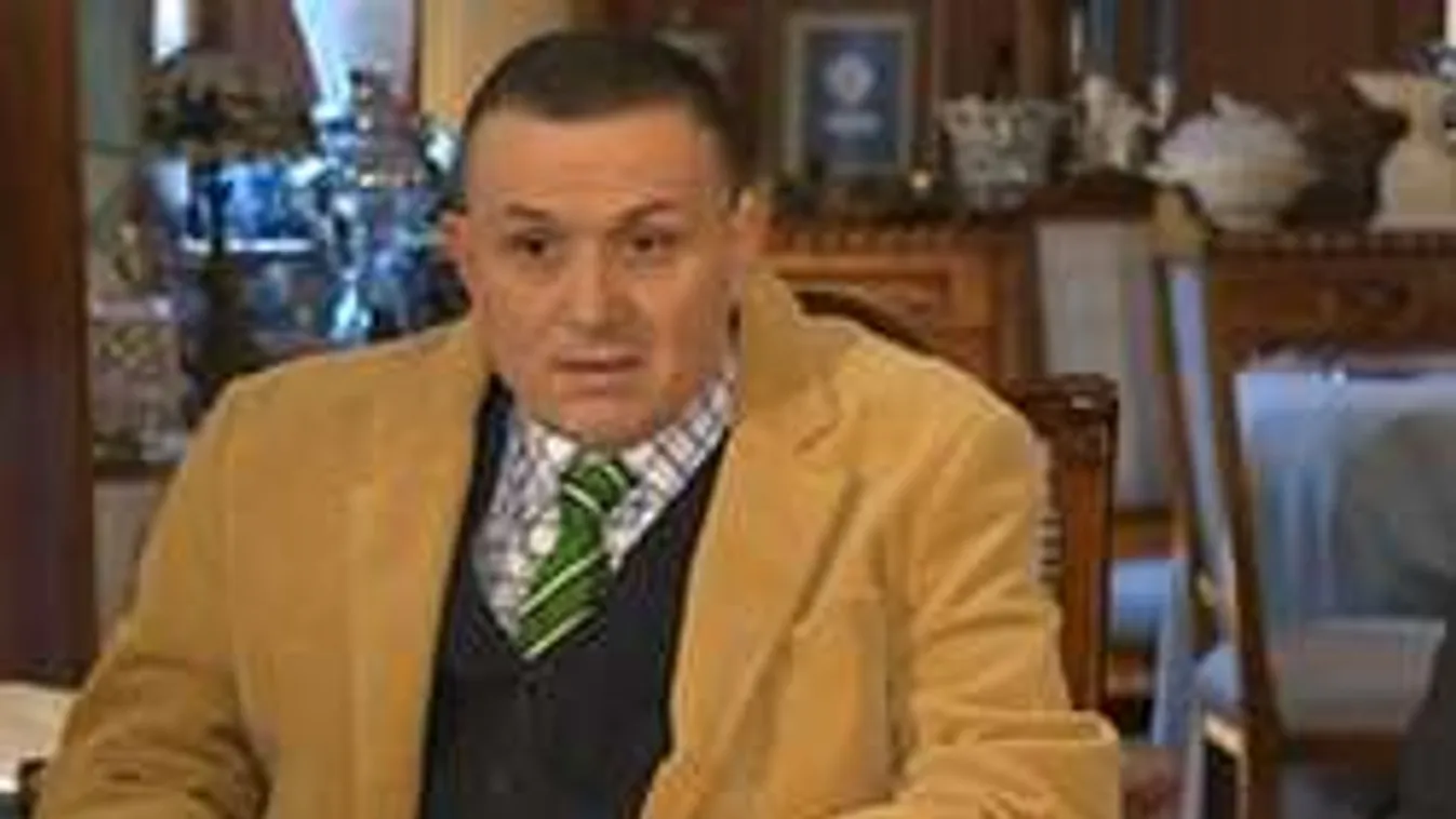 Nagy a baj: Aljas összeesküvést szőttek Lajcsi ellen!