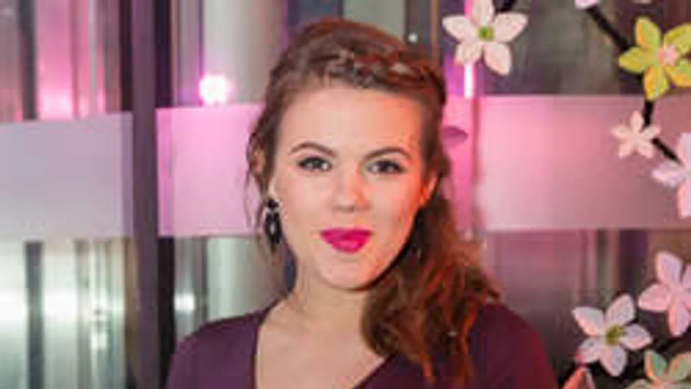 Félt az anyaságtól Csobot Adél