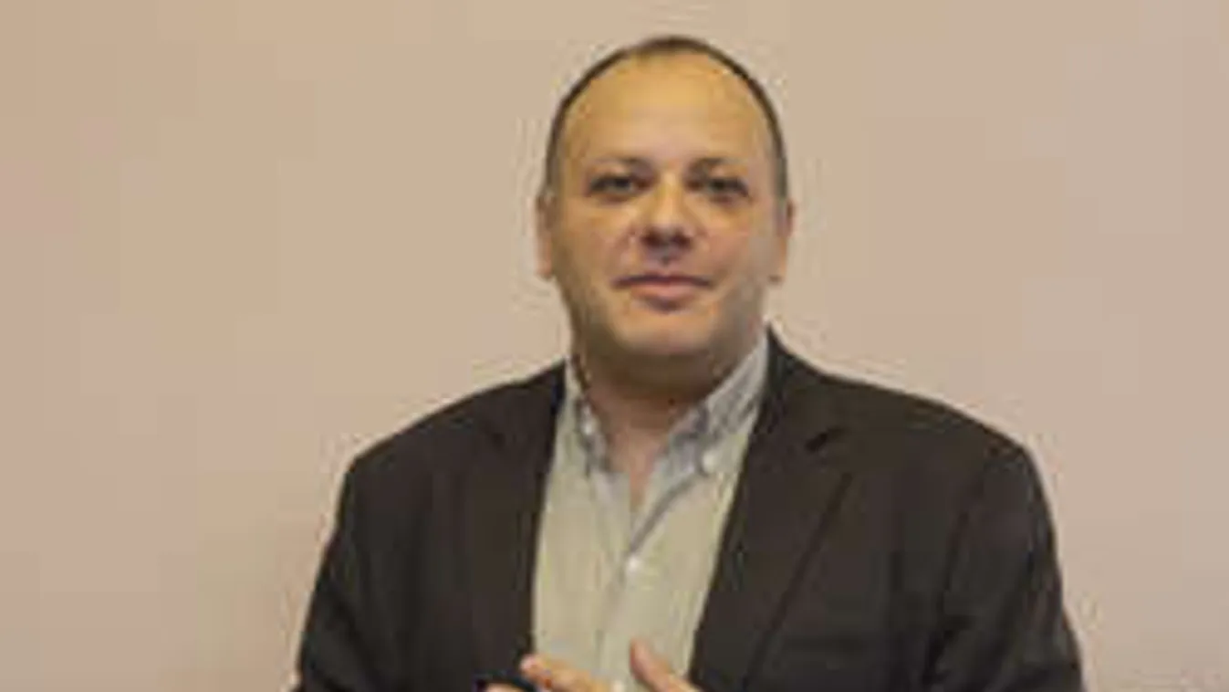 Igaz lenne? Véget ért a harc: Damu támogatja várandós feleségét