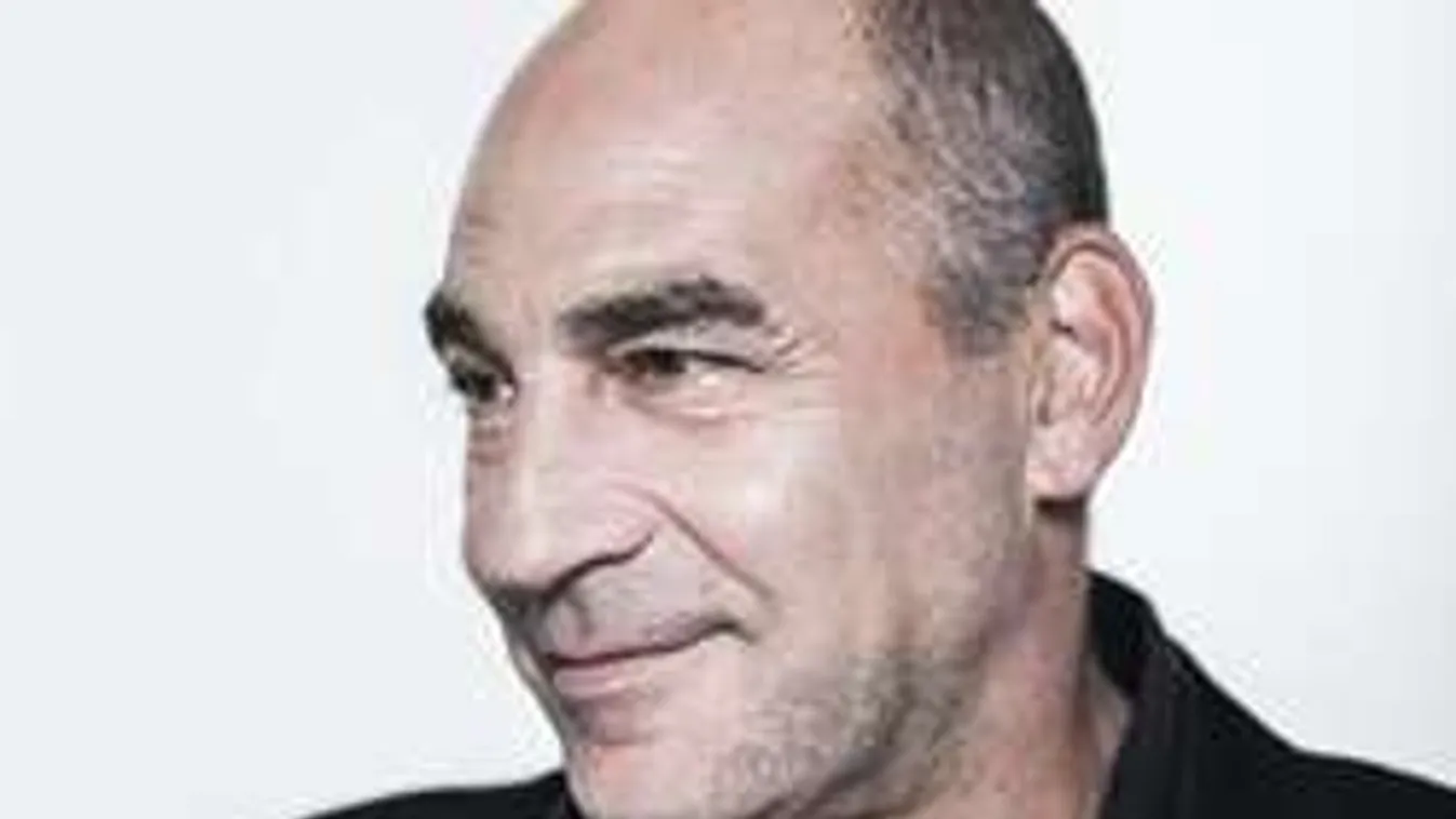 Mi történik a Katona József Színházban? Nemcsak Kulka lett rosszul!