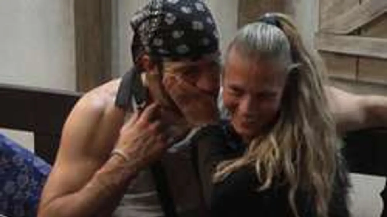 Intim pillanatok a Farmon! Gergő és Brigi ágyba bújt egymással!